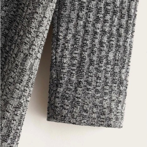 1 LEFT! PLUS Ribbed Knit Cardigan - Picture 3 of 5